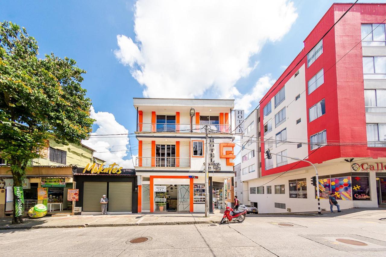 Ayenda Central 418 佩雷拉 外观 照片